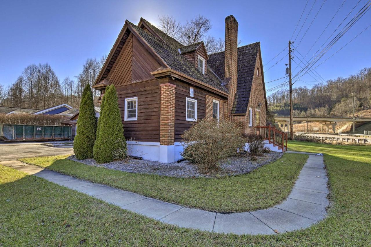 Homeplace With Yard - 10 Mi To Jenny Wiley! Paintsville Экстерьер фото