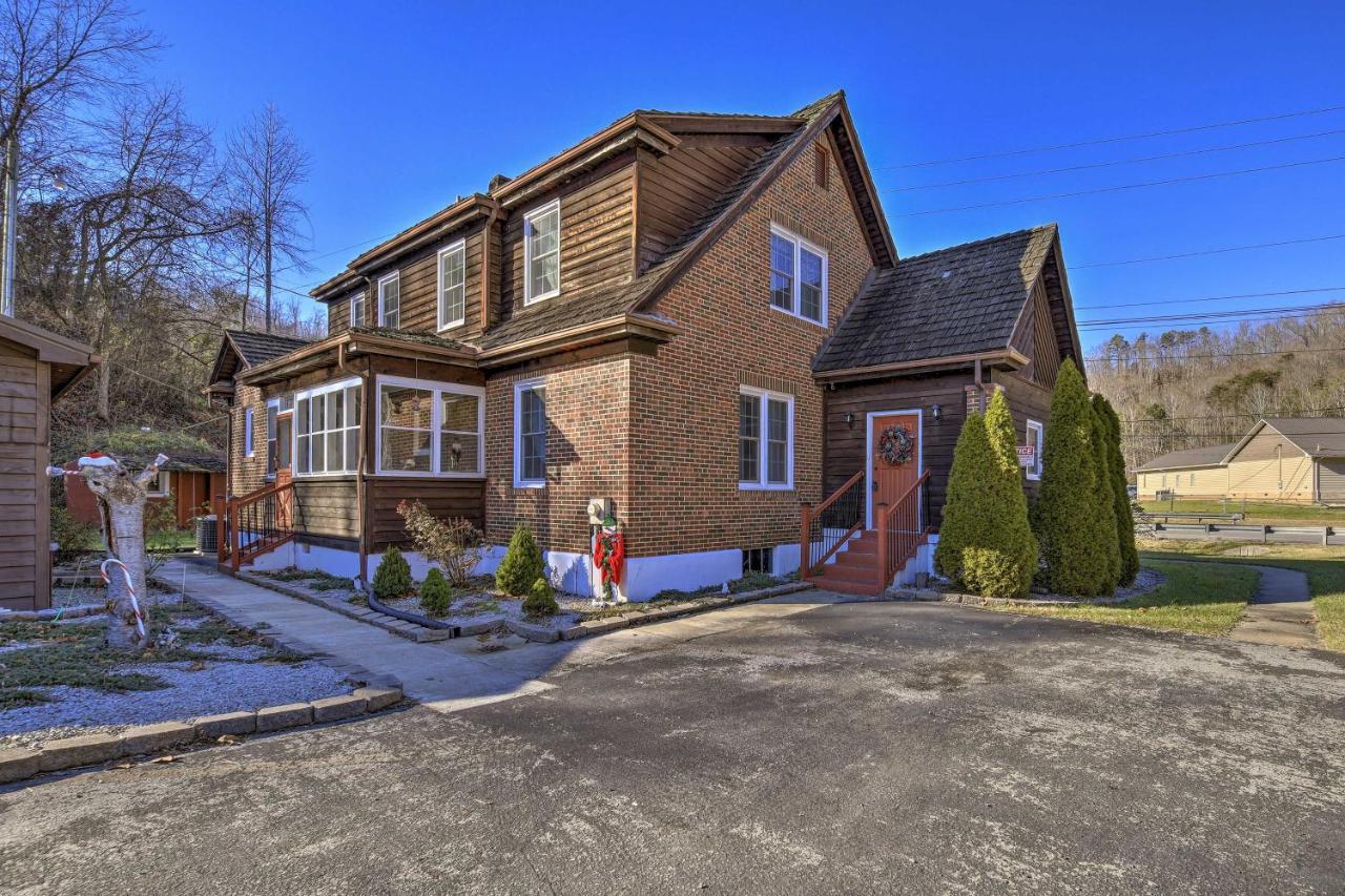 Homeplace With Yard - 10 Mi To Jenny Wiley! Paintsville Экстерьер фото
